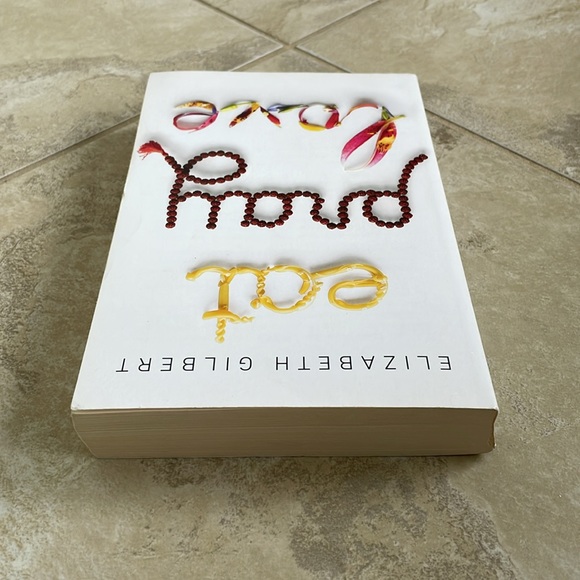 UEC Used excellent condition Paperback EAT PRAY LOVE - Picture 4 of 5